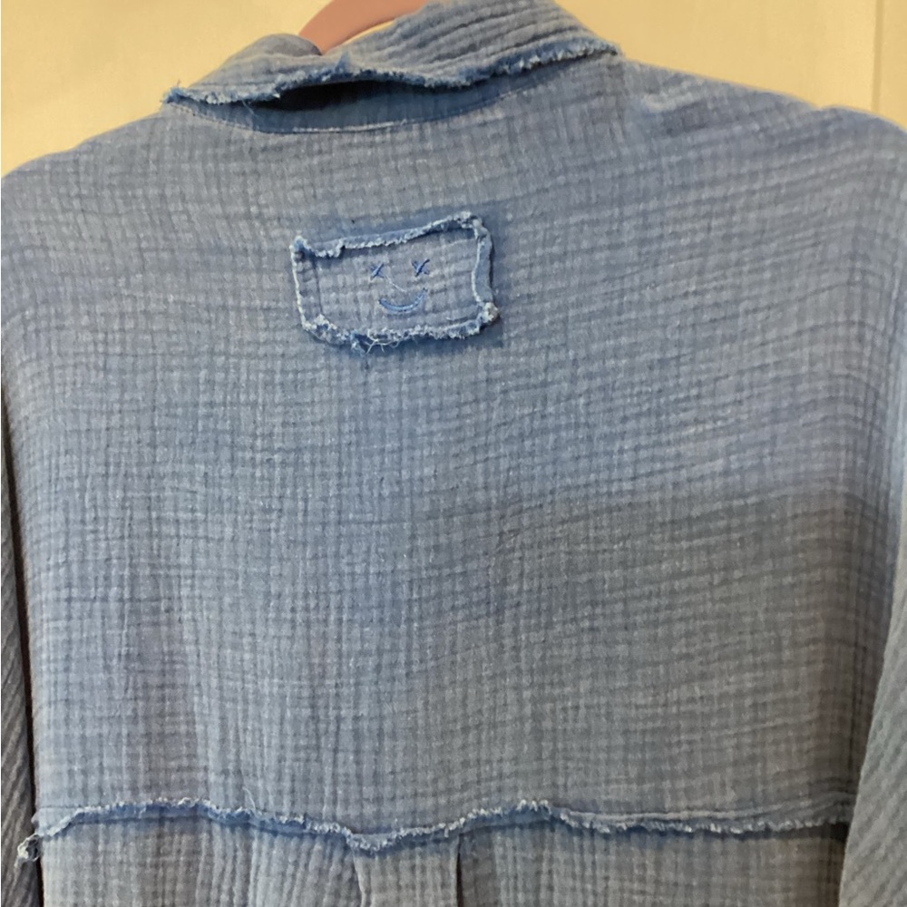 POL Blue and Cream Button-Down Shirt/jacket - Picture 13 of 16
